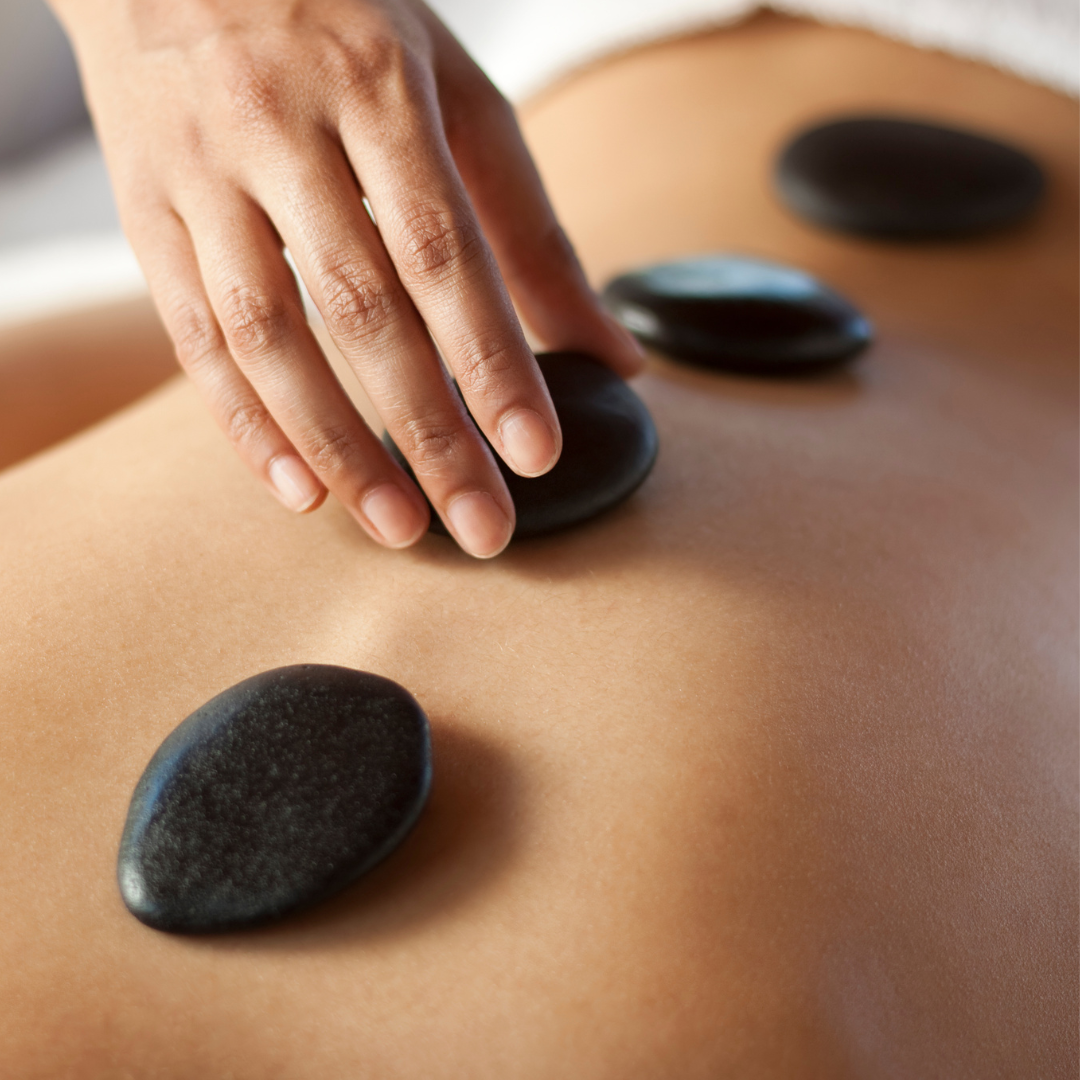 Massage aux pierres chaudes et pierres semi précieuses